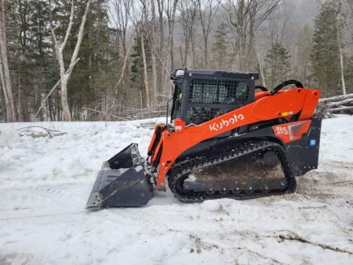 Travaux de déneigement efficace Notre-Dame-de-Pontmain