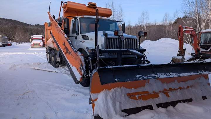 Engin pour déneigement Notre-Dame-de-Pontmain