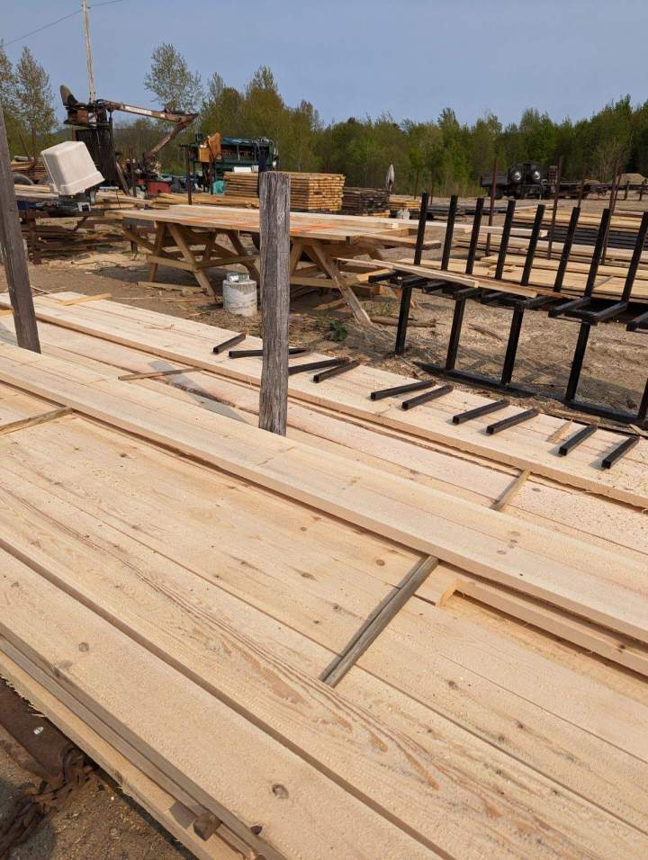Chantier de sciage de bois Notre-Dame-de-Pontmain
